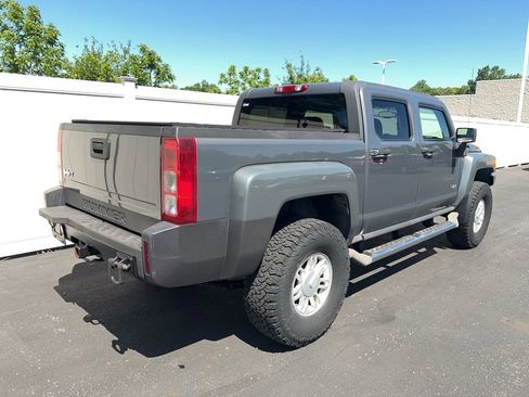 Used 2009 HUMMER H3T Adventure AWD/4WD image 3