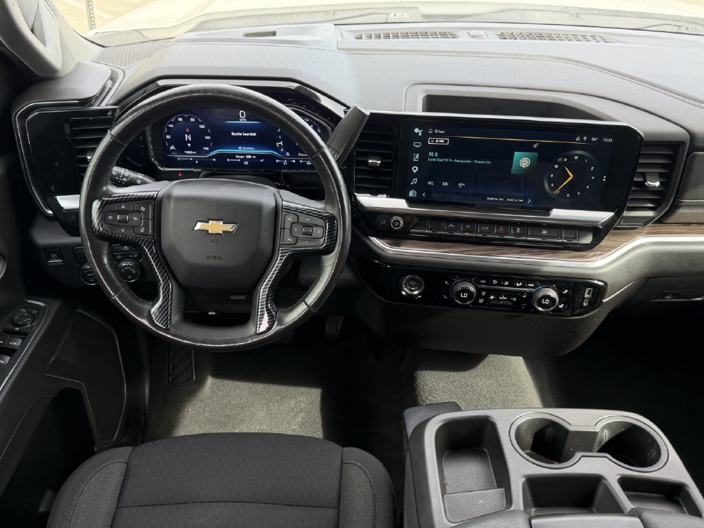 Used 2022 Chevrolet Silverado 1500 LT RWD image 12