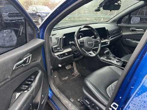 Used 2023 Kia Sportage X-Pro AWD/4WD image 6