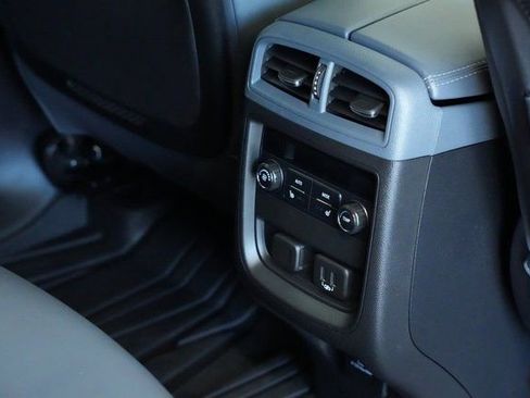 Used 2020 Buick Envision Premium w/ Driver Confidence Package image 22