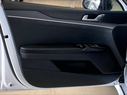 Used 2022 Kia K5 GT-Line w/ GT-Line FWD Premium Package image 40