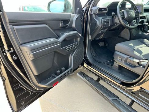 New 2026 Toyota Tacoma SR AWD/4WD image 14