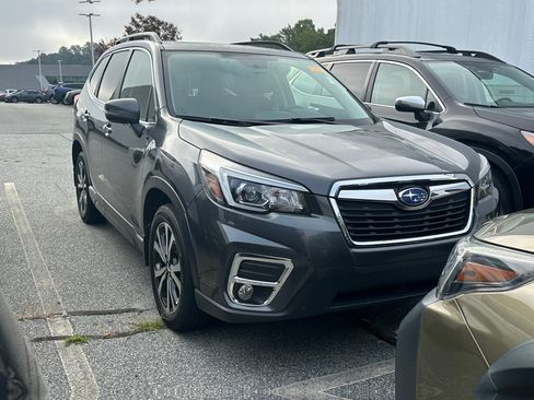 Used 2020 Subaru Forester Limited AWD/4WD image 1