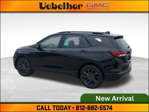 Used 2023 Chevrolet Equinox RS AWD/4WD image 9