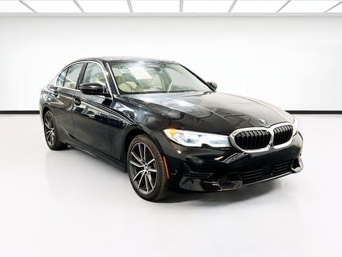 Used 2019 BMW 330i xDrive 330i xDrive w/ Premium Package image 3