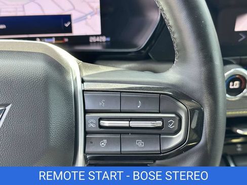 Certified 2025 Chevrolet Colorado ZR2 w/ Technology Package AWD/4WD image 9