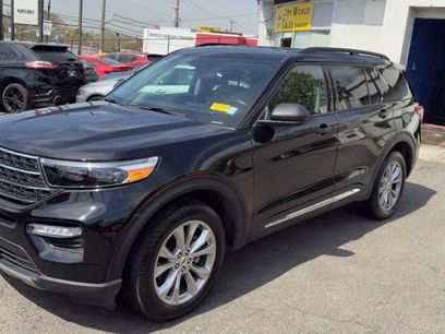 Certified 2023 Ford Explorer XLT w/ Equipment Group 202A