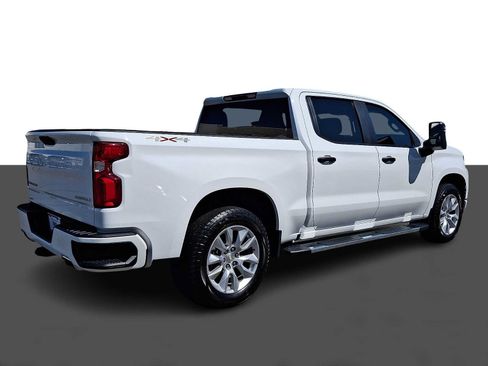 Used 2021 Chevrolet Silverado 1500 Custom w/ Custom Max Trailering Package AWD/4WD image 6