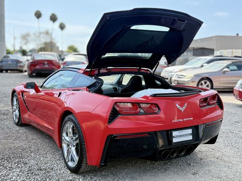 Used 2017 Chevrolet Corvette Stingray Coupe w/ 3LT Preferred Equipment Group RWD image 18