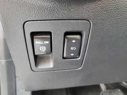 Used 2018 Ford Expedition Platinum AWD/4WD image 14