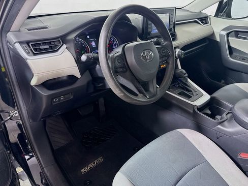 Certified 2019 Toyota RAV4 XLE FWD image 10