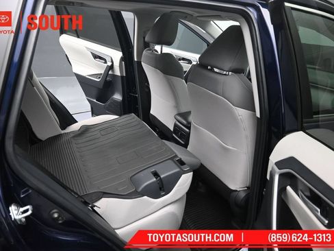 Used 2025 Toyota RAV4 XLE w/ Convenience Package AWD/4WD image 31