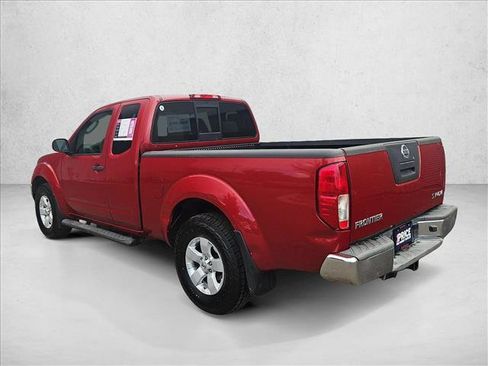Used 2011 Nissan Frontier SV AWD/4WD image 8