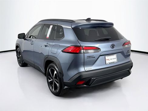 Certified 2025 Toyota Corolla Cross XSE image 2