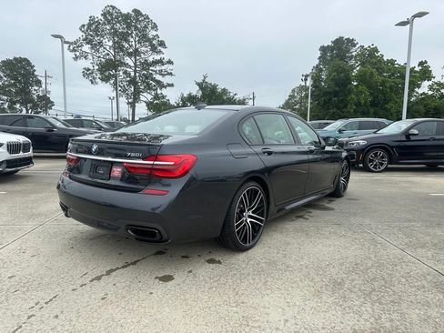 Used 2019 BMW 750i w/ Executive Package RWD image 5