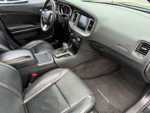 Used 2015 Dodge Charger R/T w/ Plus Group image 3