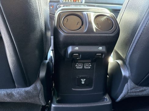 Used 2022 Jeep Wrangler Unlimited Sahara 4xe image 18