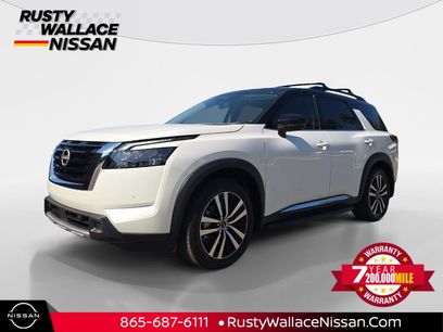 New 2025 Nissan Pathfinder Platinum