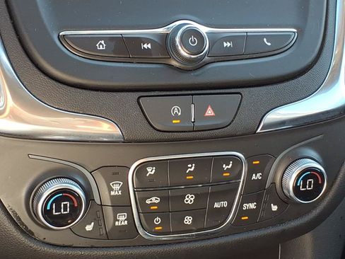 Used 2024 Chevrolet Equinox LT AWD/4WD image 21