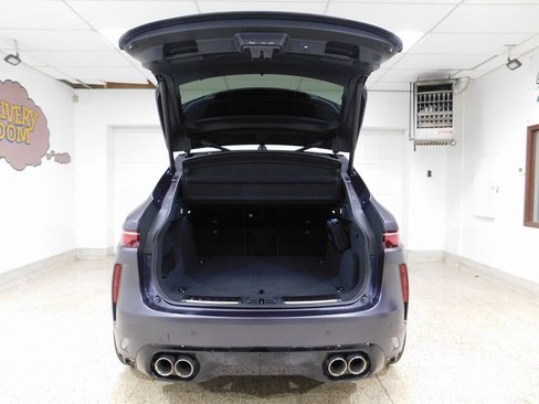 Used 2024 Jaguar F-PACE SVR image 86