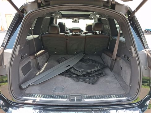 Used 2020 Mercedes-Benz GLS 580 4MATIC image 29