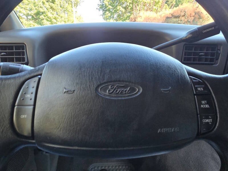 Used 2001 Ford F250 XLT AWD/4WD image 20