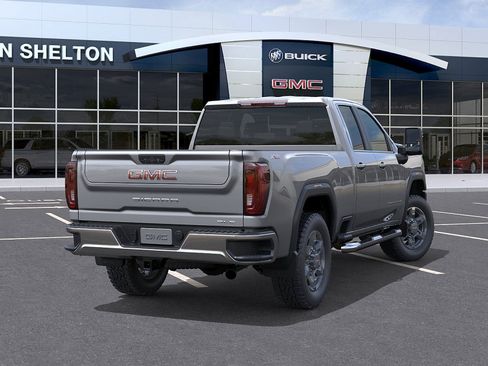 New 2026 GMC Sierra 2500 SLE image 4