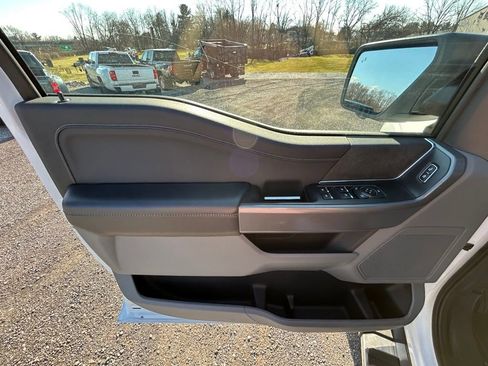 Used 2024 Ford F150 XLT w/ Tow/Haul Package image 8