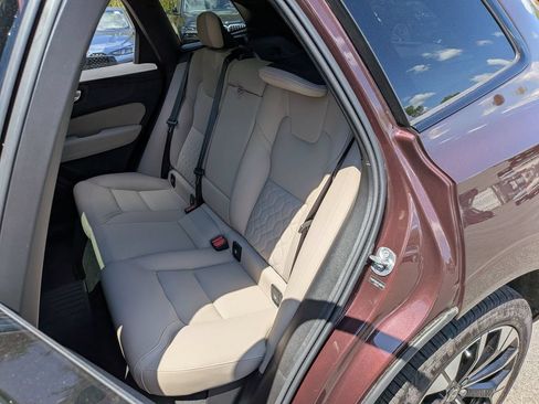 Used 2026 Volvo XC60 B5 Plus w/ Climate Package AWD/4WD image 20
