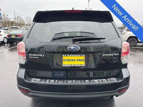 Used 2018 Subaru Forester 2.5i Premium w/ All-Weather Package image 6
