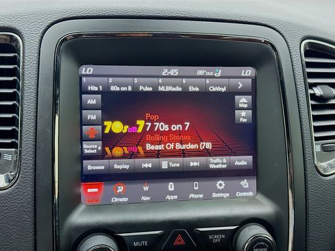 Used 2018 Dodge Durango SRT w/ Technology Group AWD/4WD image 11