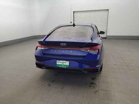 Used 2023 Hyundai Elantra SEL image 7