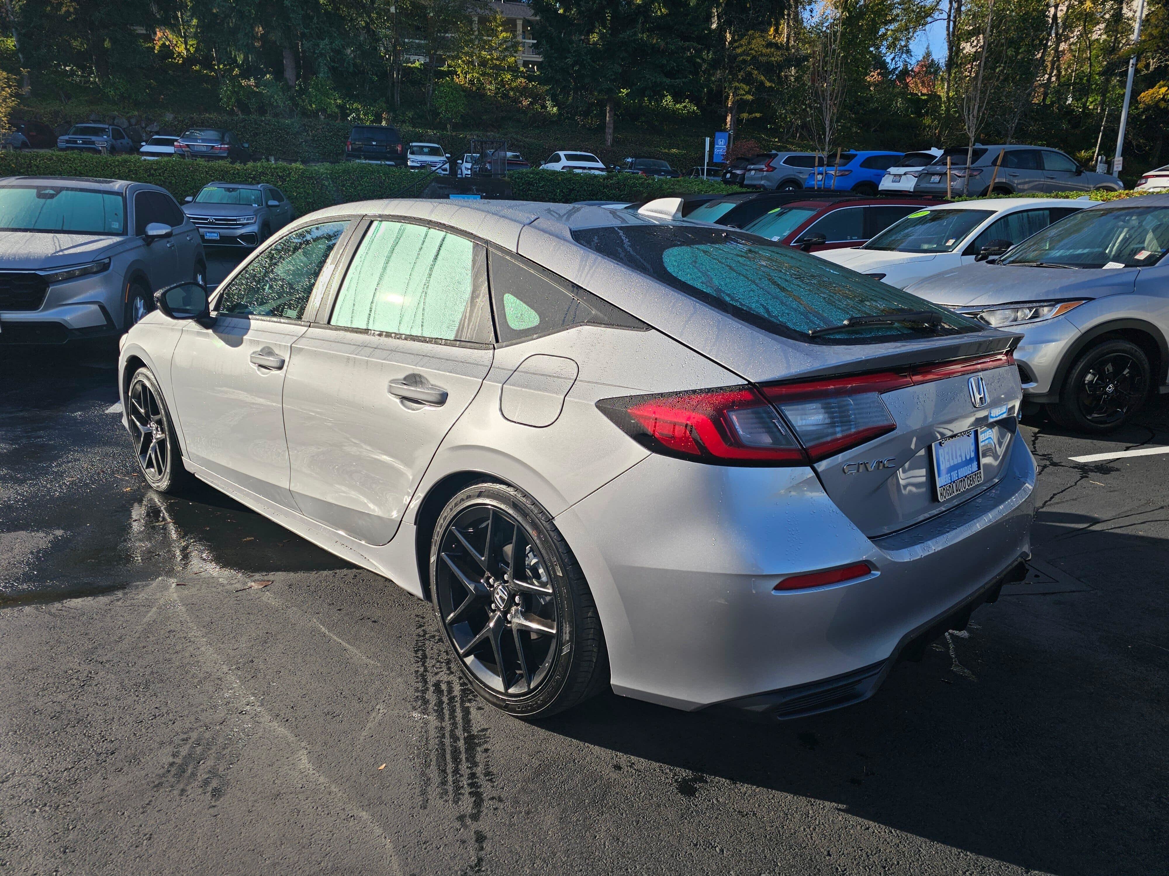 Used 2024 Honda Civic Sport image 5