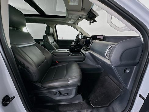 Used 2025 Ford Expedition Max Active image 34