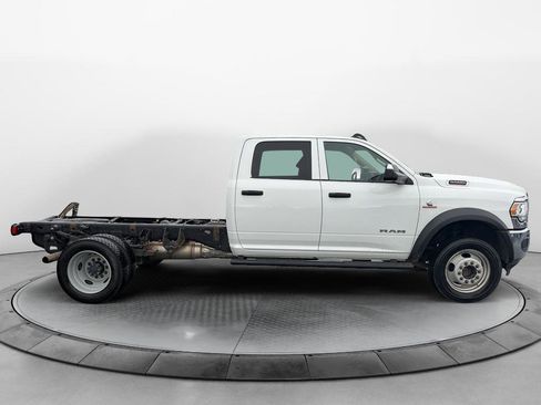 Used 2019 RAM 5500 Tradesman w/ Chrome Appearance Group image 5