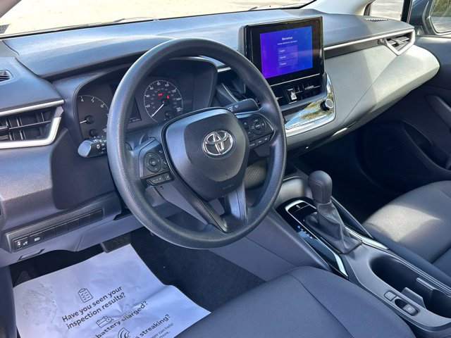 Used 2024 Toyota Corolla LE w/ LE Convenience Package FWD image 18