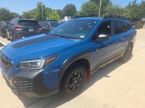 Certified 2025 Subaru Outback Wilderness AWD/4WD image 6