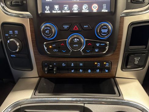 Used 2017 RAM 2500 Laramie w/ Off Road Package AWD/4WD image 6
