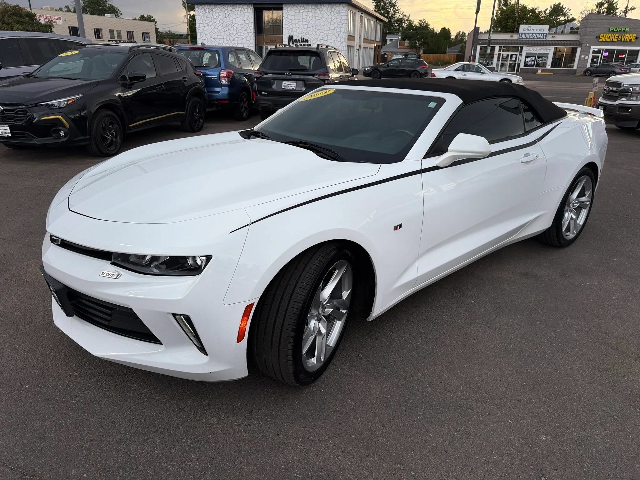 Used 2018 Chevrolet Camaro LT RWD image 6