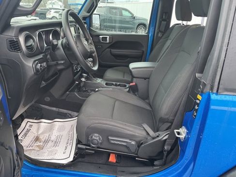 Used 2021 Jeep Wrangler Sport image 21