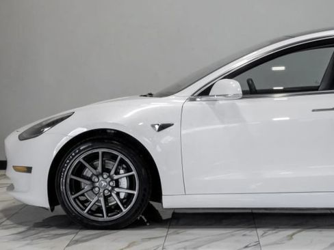 Used 2020 Tesla Model 3 Long Range AWD/4WD image 18