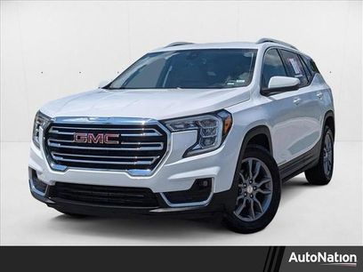Used 2024 GMC Terrain SLT