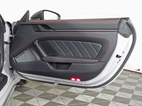 Used 2025 Porsche 911 Carrera 4 GTS image 37