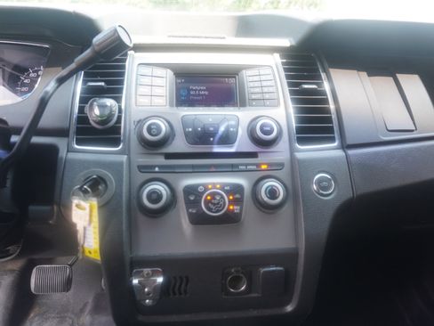 Used 2016 Ford Taurus Police Interceptor AWD image 23