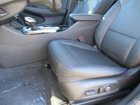 New 2026 Buick Envista Sport Touring w/ Convenience I Package image 15