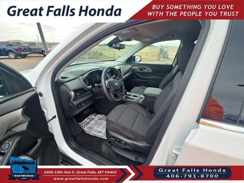 Used 2020 Chevrolet Traverse LS image 12