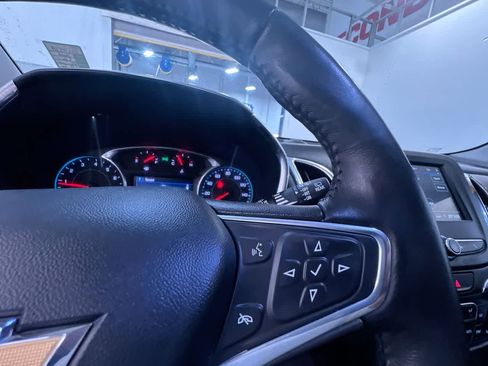 Used 2019 Chevrolet Equinox LT image 21