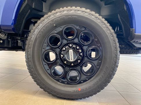 New 2026 Ford F250 Lariat w/ Black Appearance Package AWD/4WD image 24