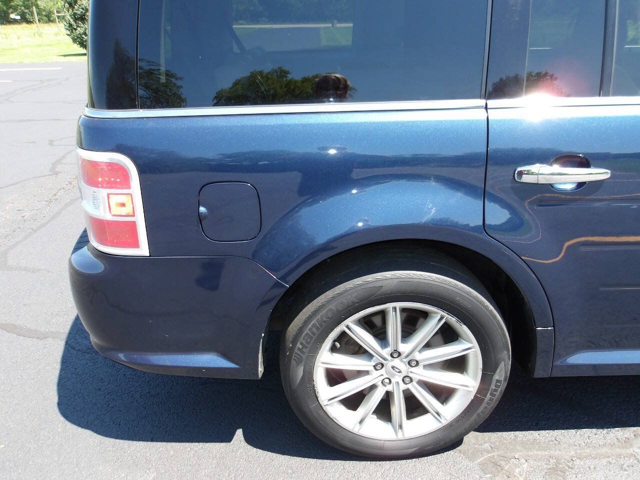 Used 2017 Ford Flex Limited FWD image 38