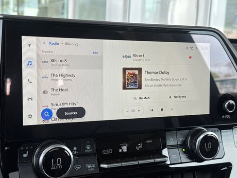 New 2026 Toyota Highlander XLE image 19